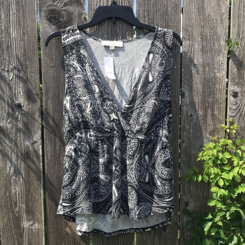 Ivory and black tank from Loft